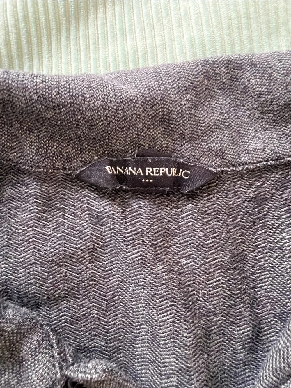 Banana Republic Heathered Gray Knit Top